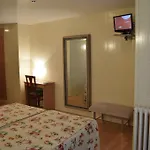 Otel Bedoya *