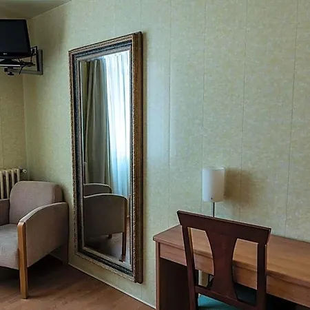 Hotel Bedoya *